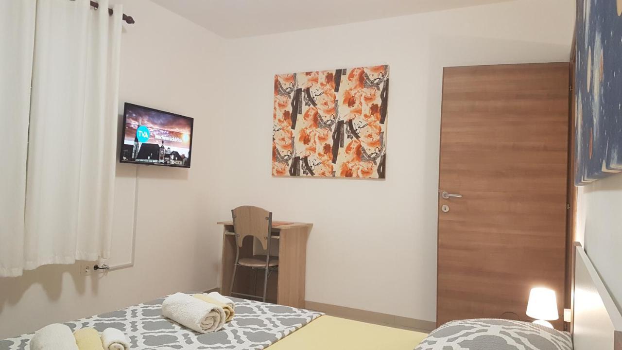 Apartment Orange Brist Пула Екстер'єр фото