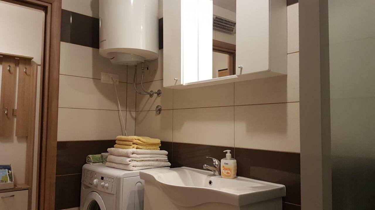 Apartment Orange Brist Пула Екстер'єр фото