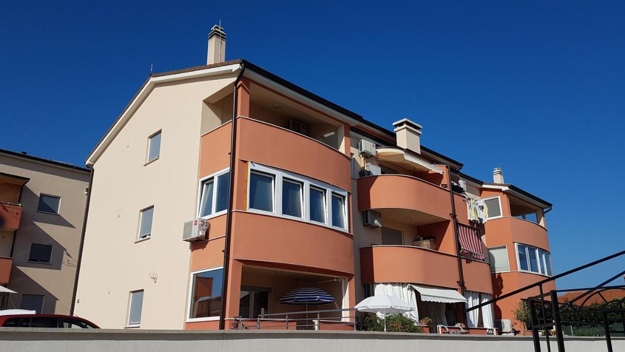 Apartment Orange Brist Пула Екстер'єр фото